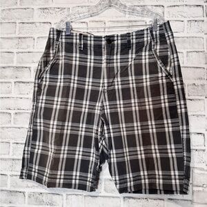 American Eagle Outfitters Long Length Black and White Plaid Shorts size 36 men’s